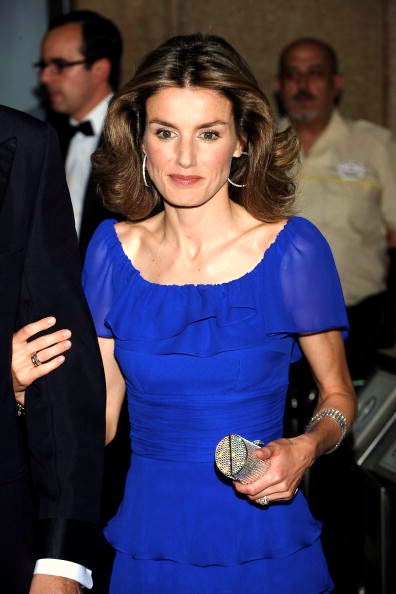 Le peuple espagnole s'inqui&egrave;te pour la sant&eacute; de leur princesse Letizia. Sa minceur fait les choux gras de la presse &agrave; scandale concernant des probl&egrave;mes de sant&eacute; et de nourriture.
