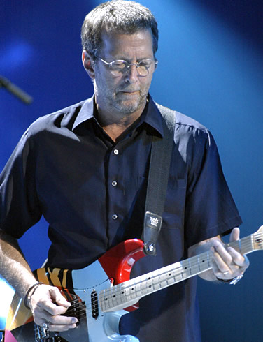 Eric Clapton et son nouvel album initul&eacute; Clapton musique avec sa guitare et des futurs succ&egrave;s comme Lalya avec 14 pistes de musique. Ses fans sont aux anges.