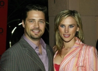 jason-priestley-naomi-lowde-enfant