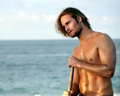 Apr&egrave;s avoir incarn&eacute; sawyer dans la s&eacute;rie Lost, Josh Holloway va tourner dans le film &agrave; grand spectacle et succ&egrave;s du nouvel opus de Mission impossible 4 MI4. Josh Holloway vient de finir la sixi&egrave;me saison de la s&eacute;rie de t&eacute;l&eacute;vision et son prochain r&ocirc;le sera comme au d&eacute;part Tom Cruise dans l'opus Mission impossible au cin&eacute;ma.