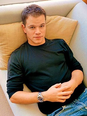 L'acteur Matt Damon, m&eacute;dium, dans le film de cin&eacute;ma "Au-del&agrave;" de Clint Eastwood